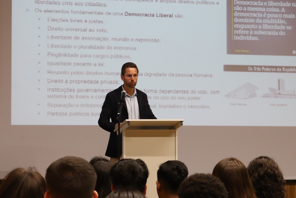 Aula_democracia_20.4.23_6