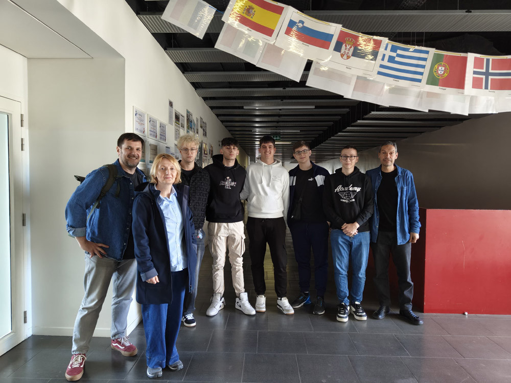 015d2947-ecb1-46fa-8ed5-803e02b518f5