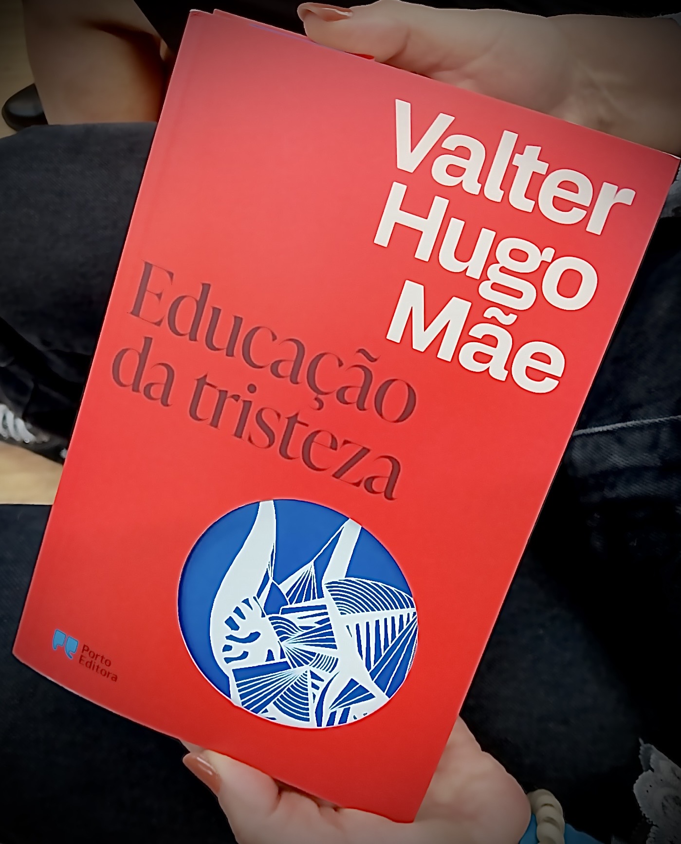 eacaf3a7 ba7a 42bd 94e2 8dee5e47fa40