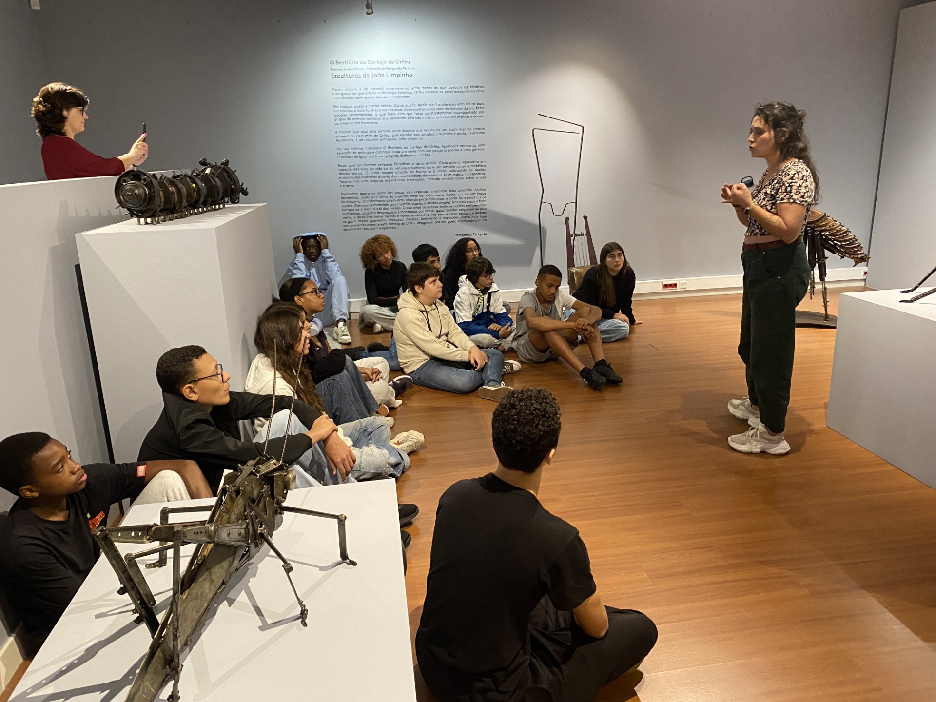 Exposição O Bestiário ou cortejo de Orfeu 6